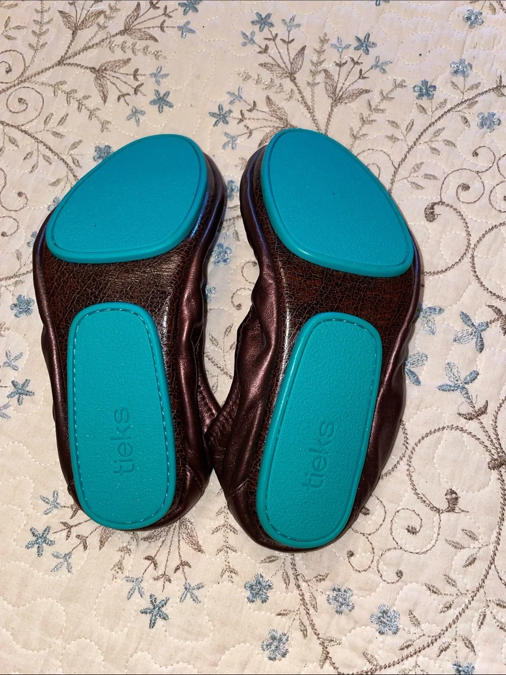 Tieks Limited Edition Raspberry Truffle size 7 - Picture 4 of 5